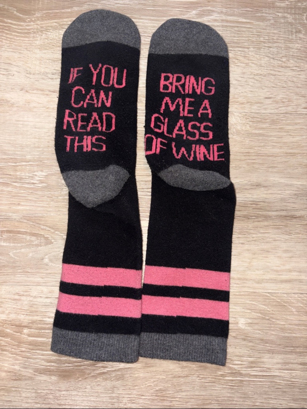 💥FREE💥 Novelty Black & Pink Crew Socks - 'Bring Me A Glass Of Wine'
